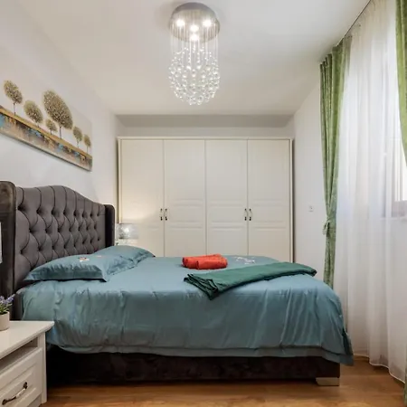 Mirela's Golden Luxury * ספליט