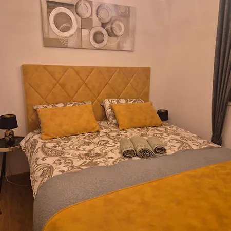 Mirela's Golden Luxury * ספליט