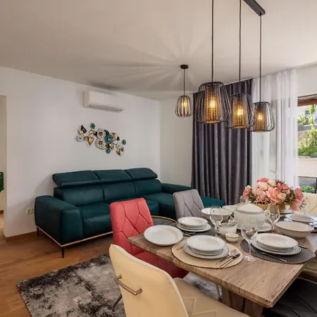 Mirela's Golden Luxury 公寓 斯普利特