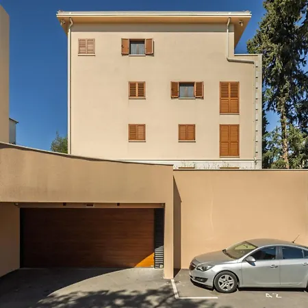 Mirela's Golden Luxury 公寓 斯普利特