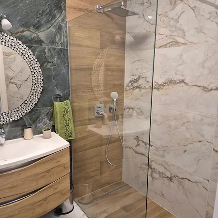 Mirela's Golden Luxury Lejlighed *