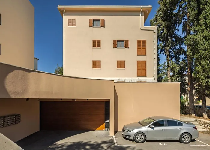 Mirela's Golden Luxury Apartament Split